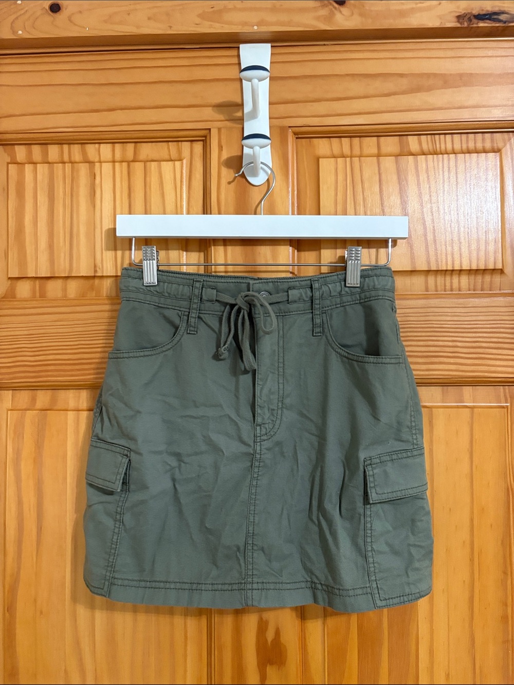 Hollister Size Small Khaki Green Cargo Style Skirt New With Tags